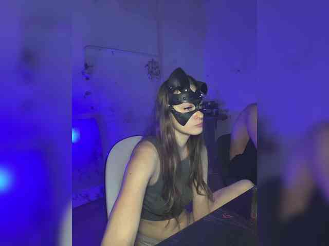 cutemilana_sw webcam