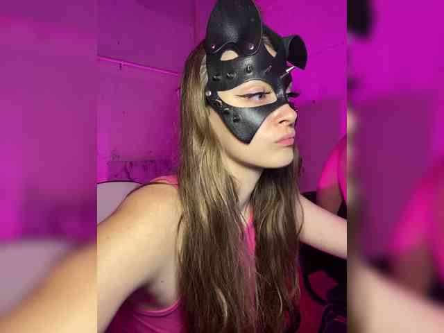 cutemilana_sw webcam