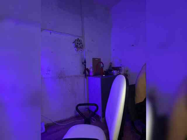 cutemilana_sw webcam