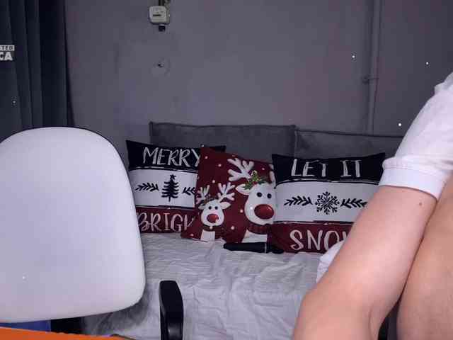 cutemilana_sw webcam