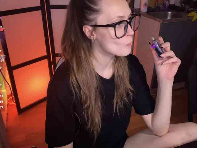 cutemilana_sw webcam