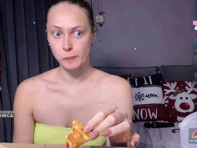 cutemilana_sw webcam