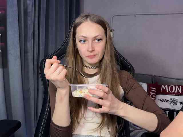 cutemilana_sexwife webcam