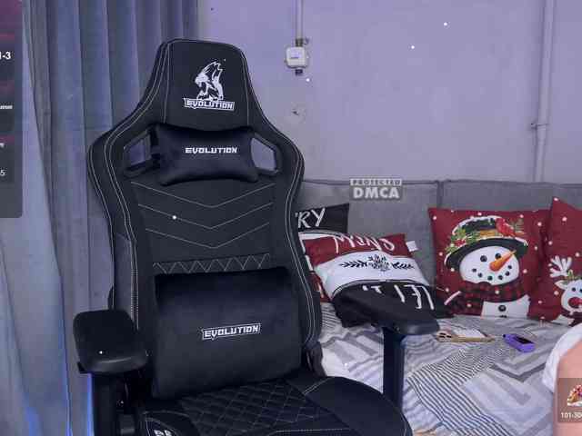 cutemilana_sexwife webcam