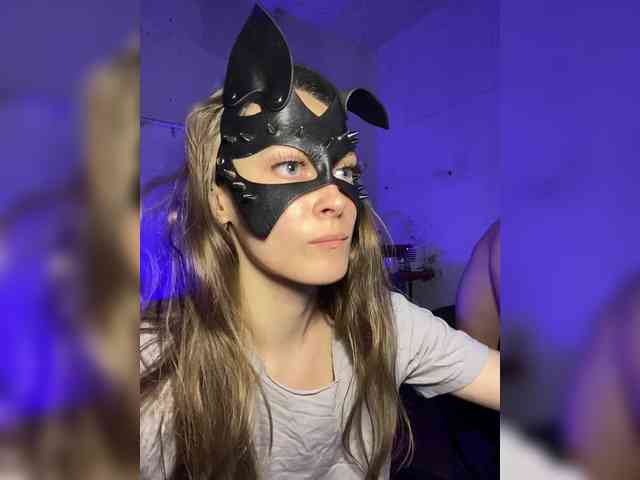 cutemilana_sw webcam