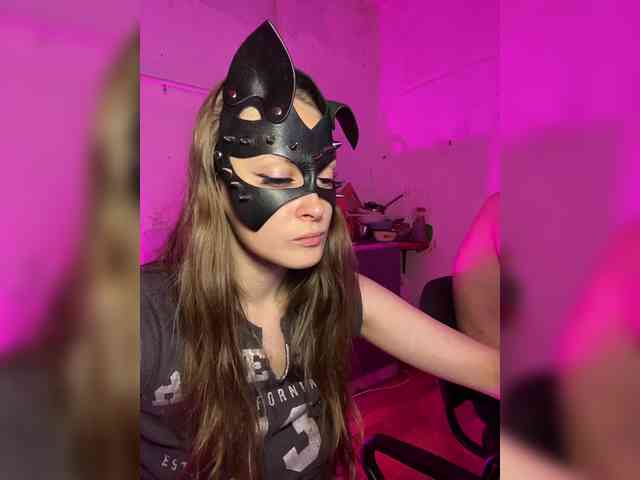 cutemilana_sw webcam