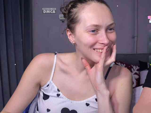 cutemilana_sw webcam