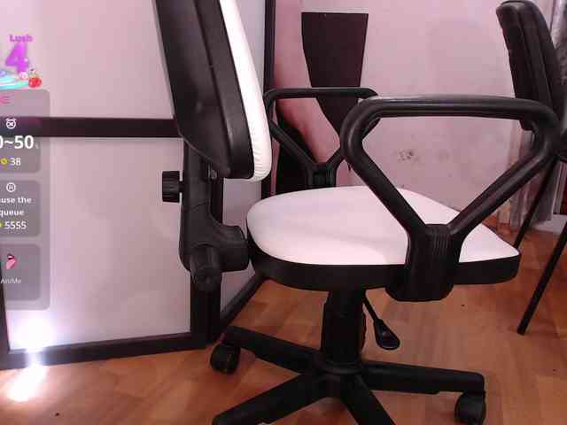 milana_sexwife webcam
