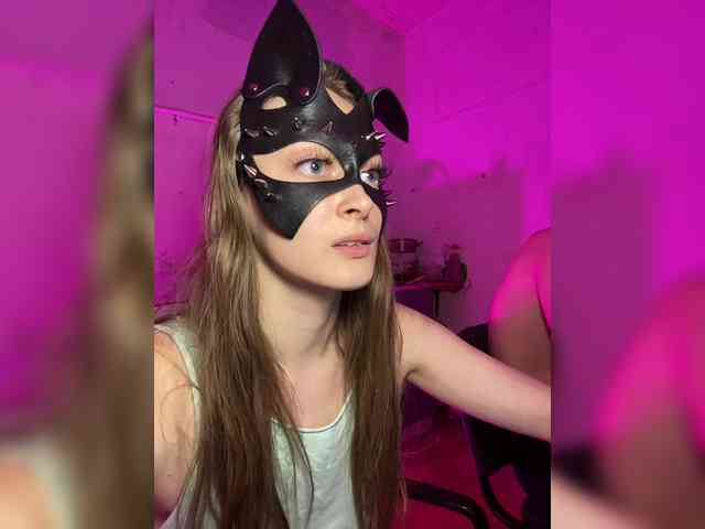 cutemilana_sw webcam