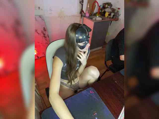 cutemilana_sw webcam