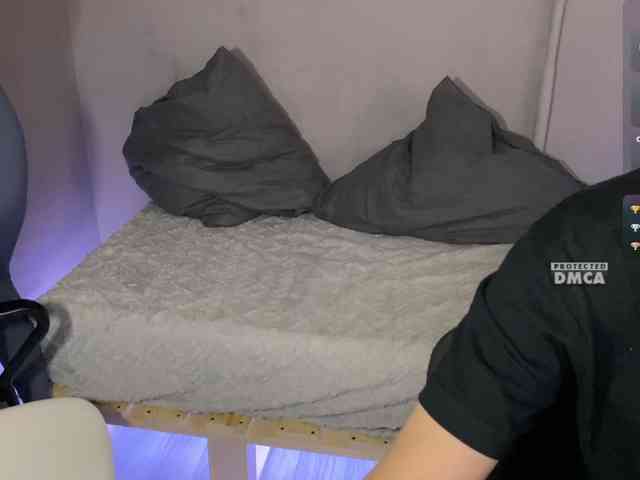 cutemilana_sw webcam