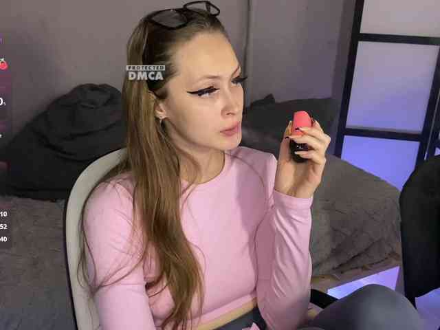 DvaBomja Live Webcam on BongaCams