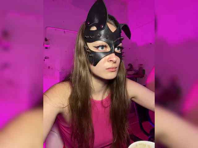 cutemilana_sw webcam