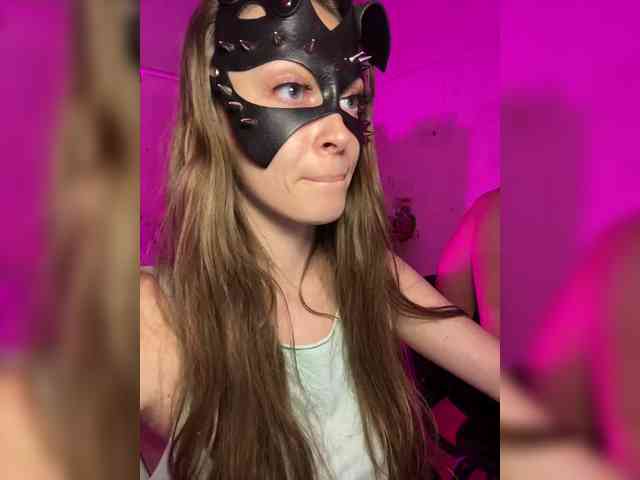 cutemilana_sw webcam