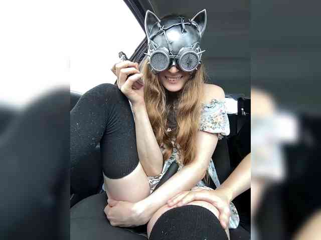 milana_sexwife webcam