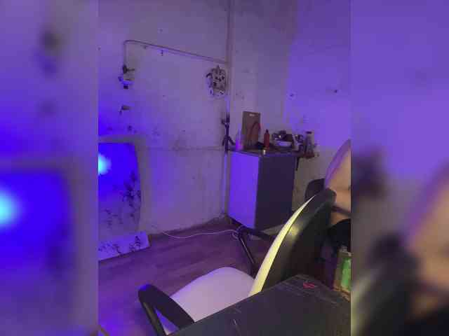 cutemilana_sw webcam