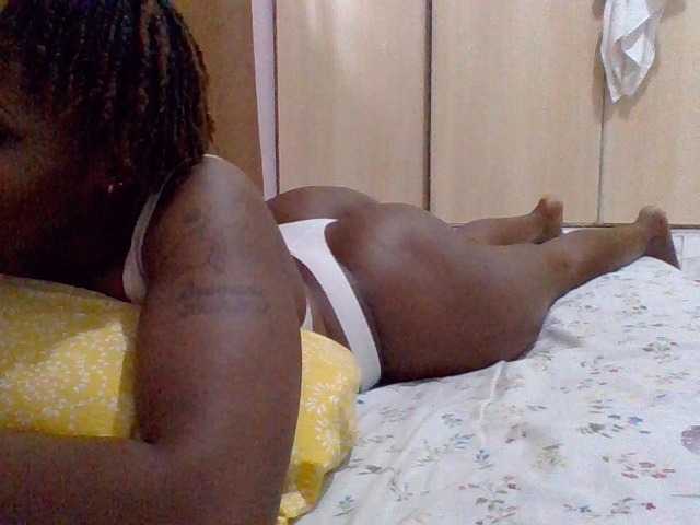 cutelizah's BongaCams show and profile