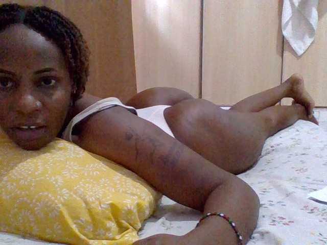 cutelizah's BongaCams show and profile