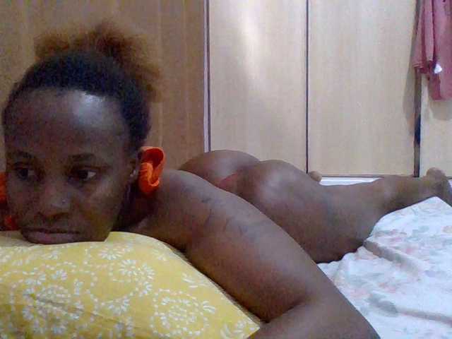 cutelizah's BongaCams show and profile