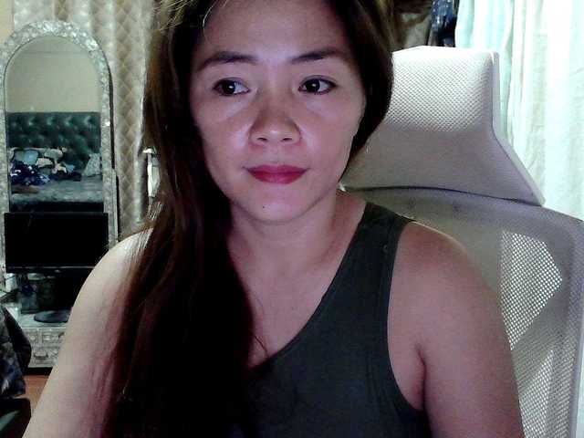 Wildhotsinglemom69's BongaCams show and profile