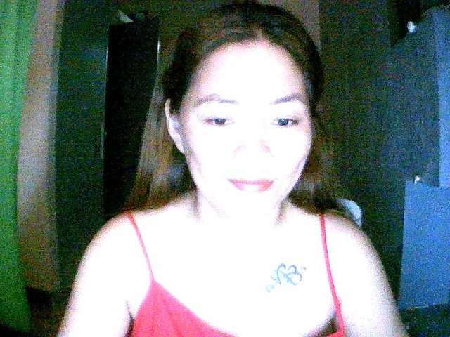 Wildhotsinglemom69 from BongaCams