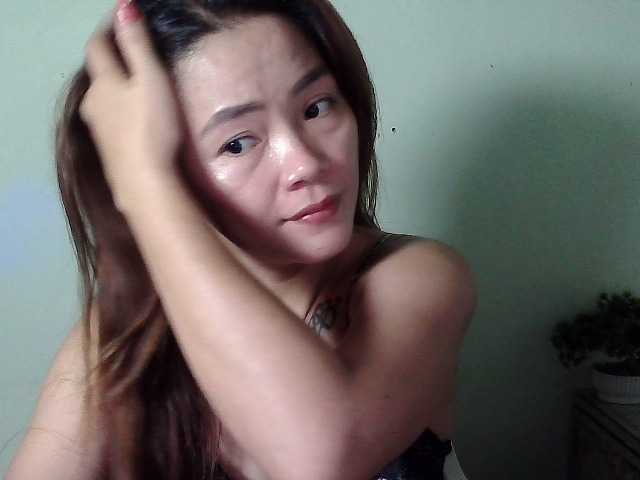 Wildhotsinglemom69's BongaCams show and profile