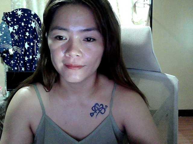 Wildhotsinglemom69's BongaCams show and profile