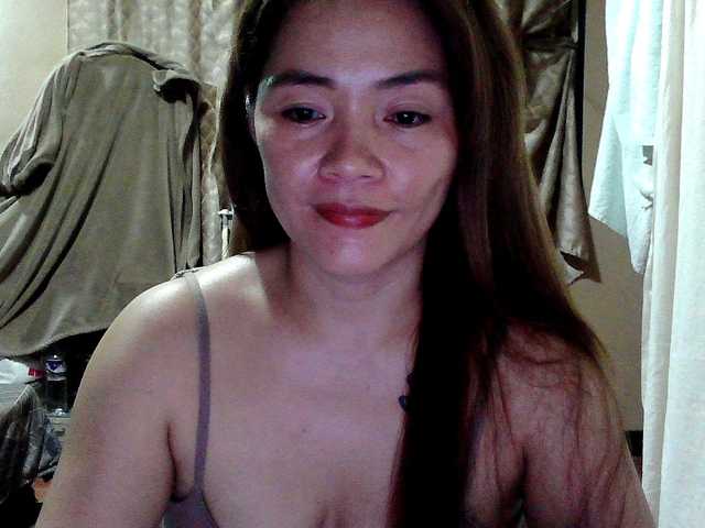 Wildhotsinglemom69 webcam