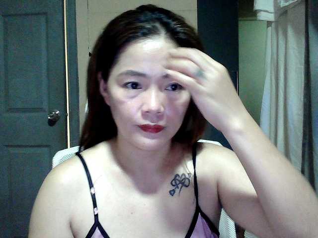 Wildhotsinglemom69's BongaCams show and profile