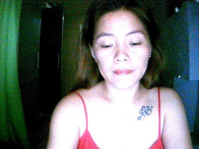 Wildhotsinglemom69's BongaCams show and profile