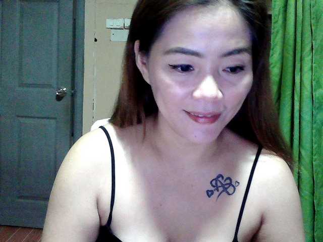 Wildhotsinglemom69 — hi welcome to my room.. :) if you join me will you will be satisfied and enjoy :)