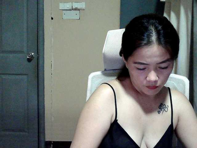 Wildhotsinglemom69 webcam