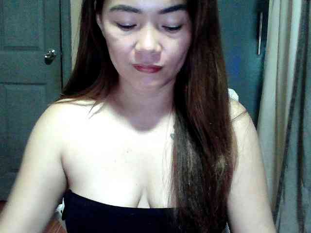 Wildhotsinglemom69 webcam