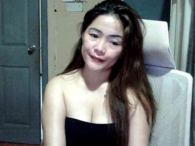 Wildhotsinglemom69 webcam