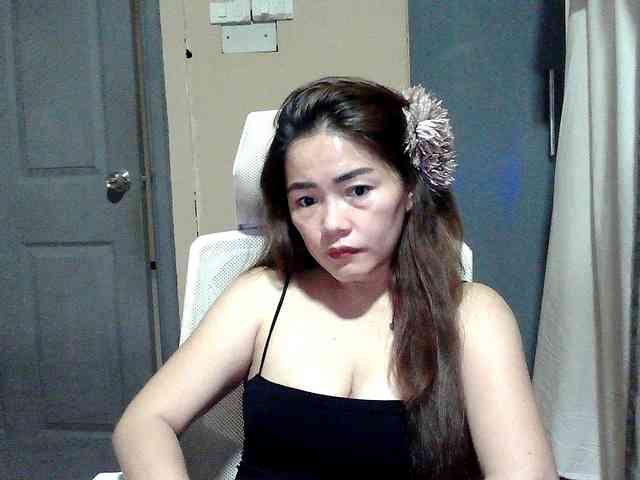 Wildhotsinglemom69 webcam