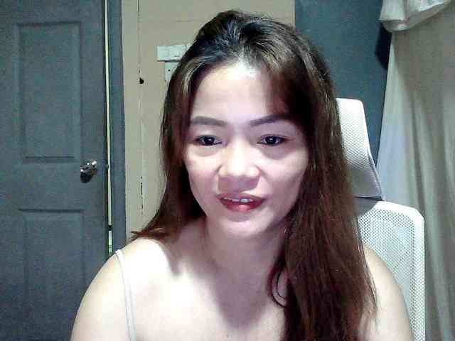 Wildhotsinglemom69 webcam