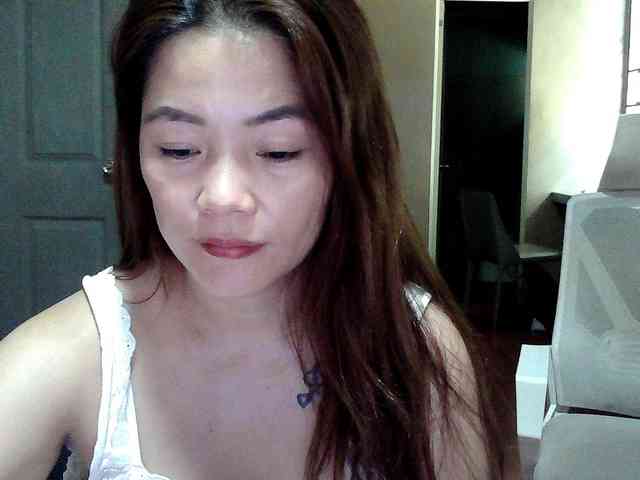 Wildhotsinglemom69 webcam