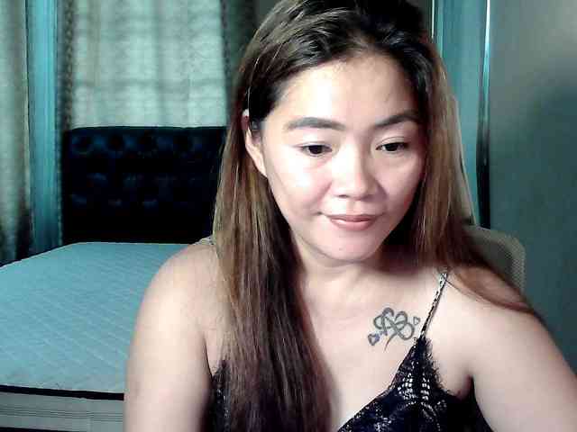 Wildhotsinglemom69 webcam