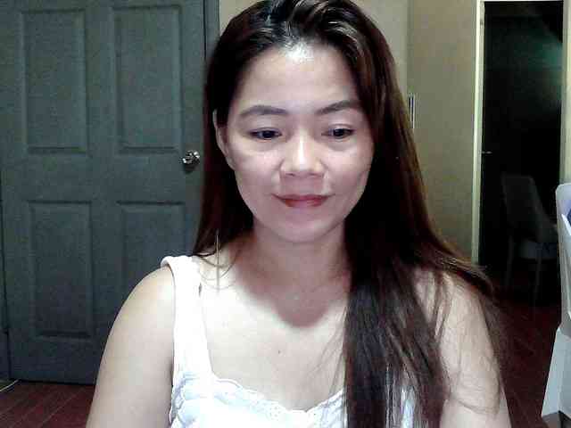 Wildhotsinglemom69 webcam