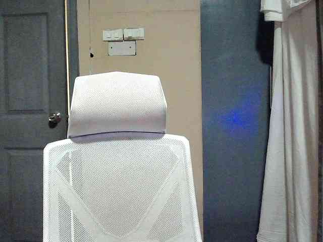 Wildhotsinglemom69 webcam