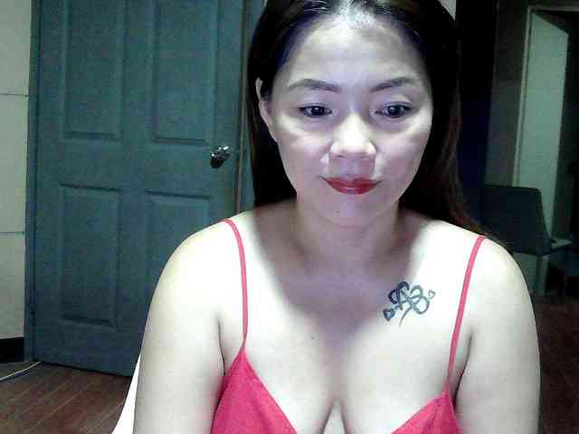 Wildhotsinglemom69 webcam