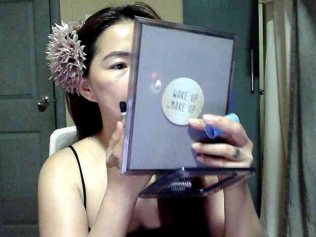 Wildhotsinglemom69 webcam