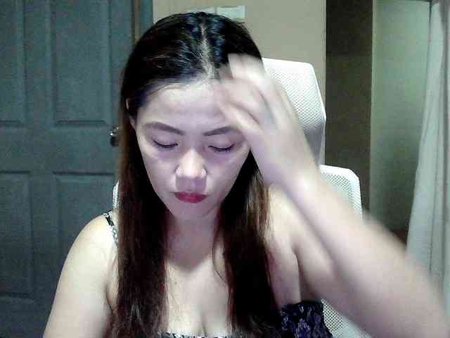 Wildhotsinglemom69 webcam