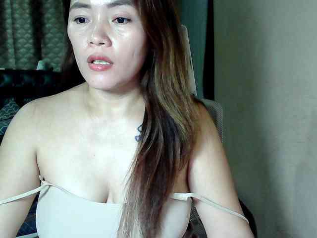 Wildhotsinglemom69 webcam