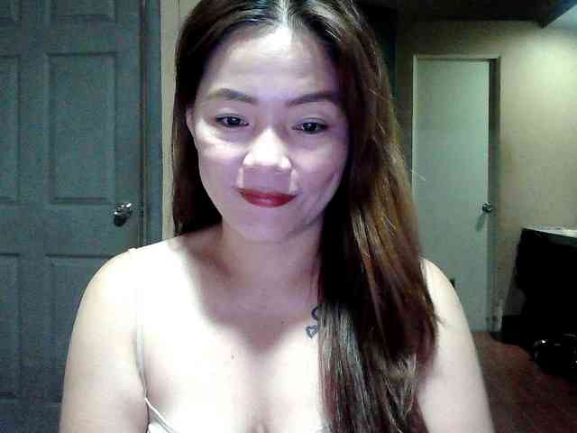 Wildhotsinglemom69 webcam