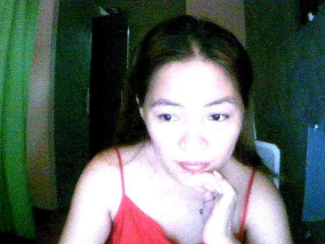 Wildhotsinglemom69 webcam