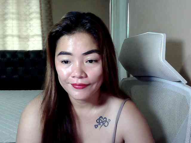 Wildhotsinglemom69 webcam