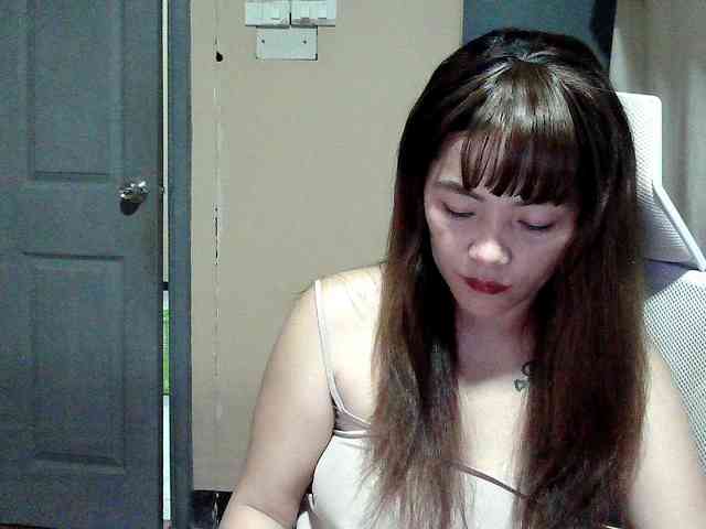 Wildhotsinglemom69 webcam