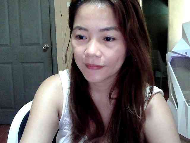 Wildhotsinglemom69 webcam