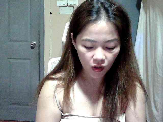 Wildhotsinglemom69 webcam